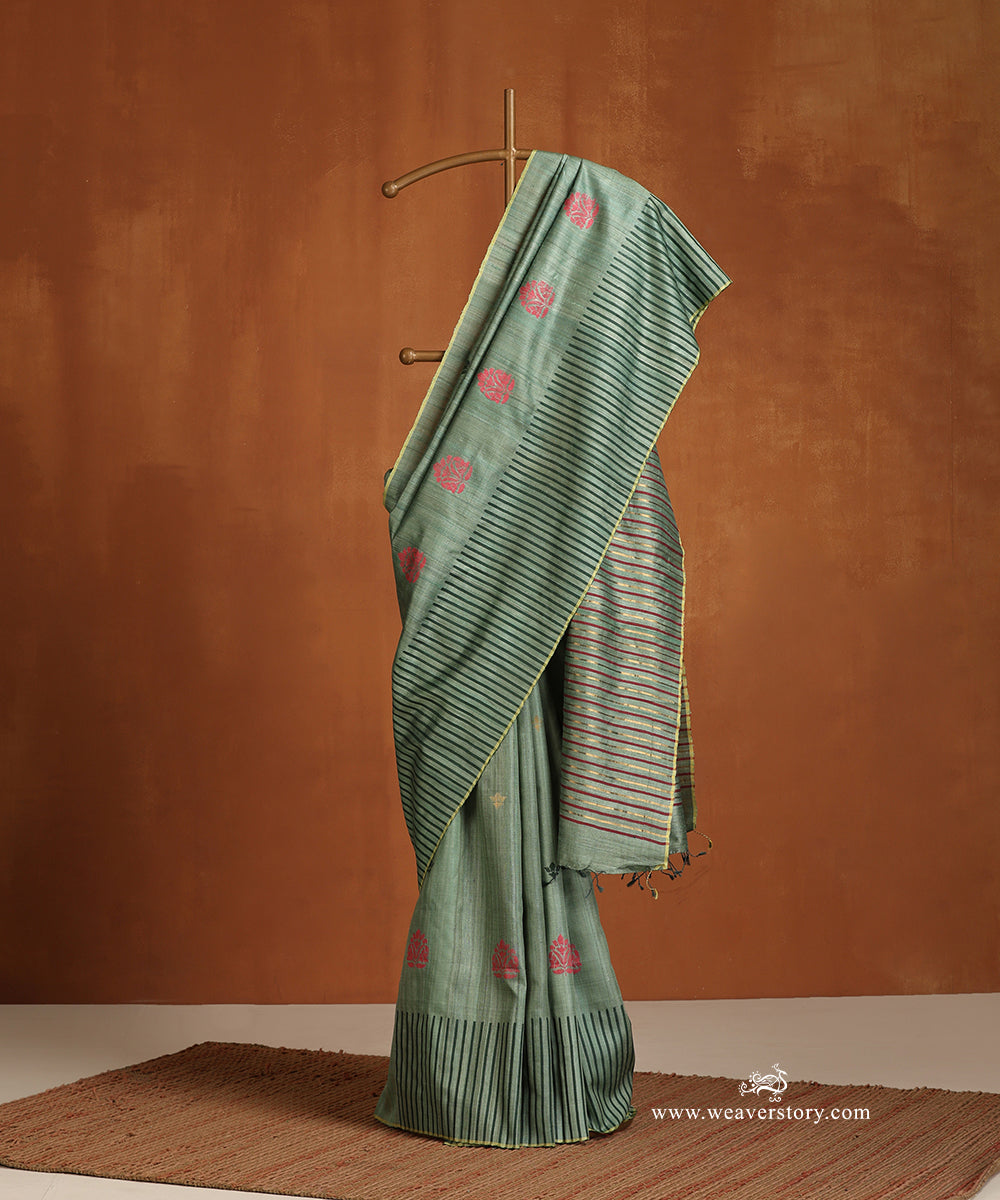 Forest_Green_Handloom_Pure_Tussar_Silk_Saree_With_Small_Motifs_And_Striped_Palla_WeaverStory_01