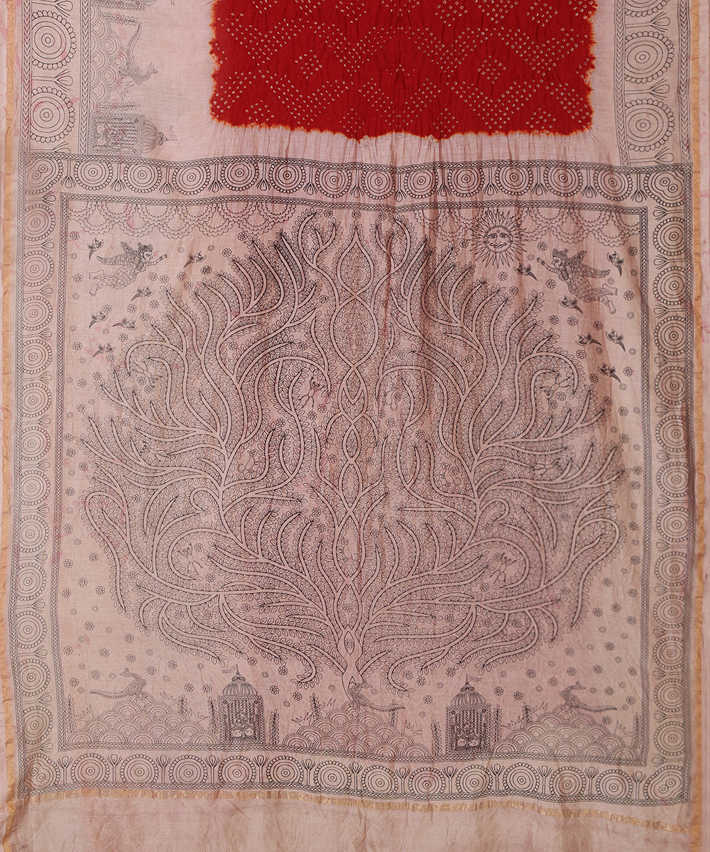 Red_And_Beige_Handloom_Pure_Cotton_Chanderi_Bandhani_Mata-Ni-Pachedi_Saree_With_Hand_Printed_Big_Tree_On_Pallu_WeaverStory_02