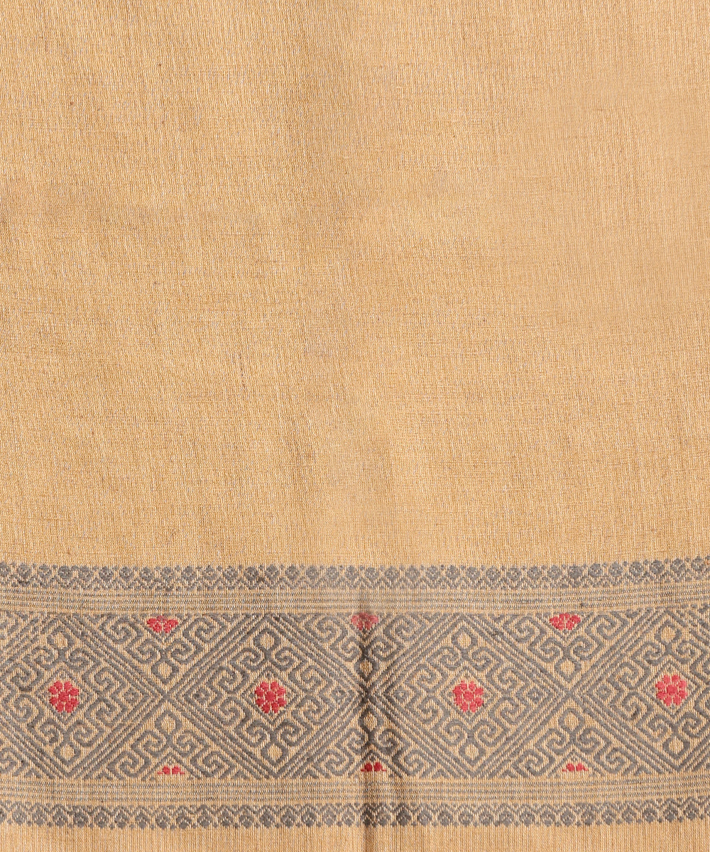 Beige_Handloom_Pure_Eri_Silk_Tea_Pluff_Dye_Saree_With_Red_Meena_Flowers_WeaverStory_06