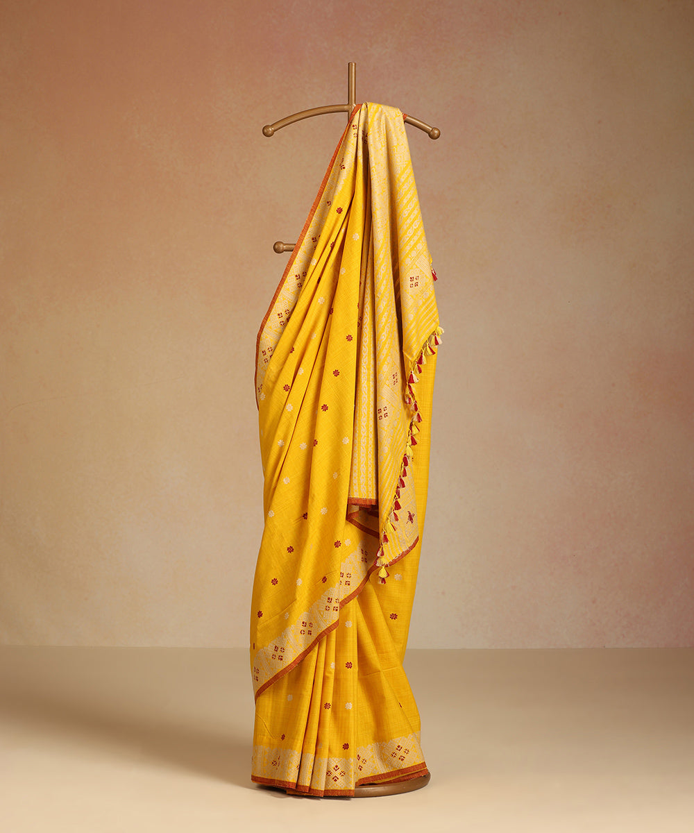 Yellow_Handloom_Pure_Eri_Silk_Turmeric_Dye_Saree_With_Red_Selvedge_And_Small_Flowers_WeaverStory_01