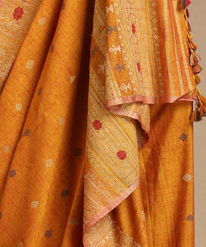 Mustard_Handloom_Pure_Eri_Silk_Assam_Manjistha_Dye_Saree_With_Multicoloured_Floral_Booti_WeaverStory_04