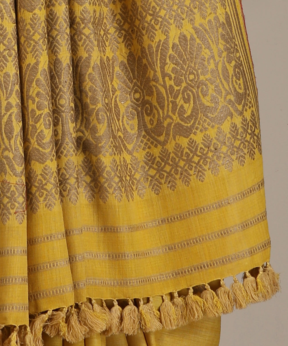 Yellow_Handloom_Pure_Eri_Silk_Turmeric_Dye_Saree_With_Red_Selvedge_WeaverStory_04