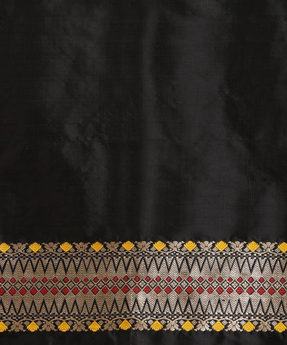 Black_Handloom_Pure_Mulberry_Silk_Myrobalan_Dye_Saree_With_Multicolour_Booti_WeaverStory_05