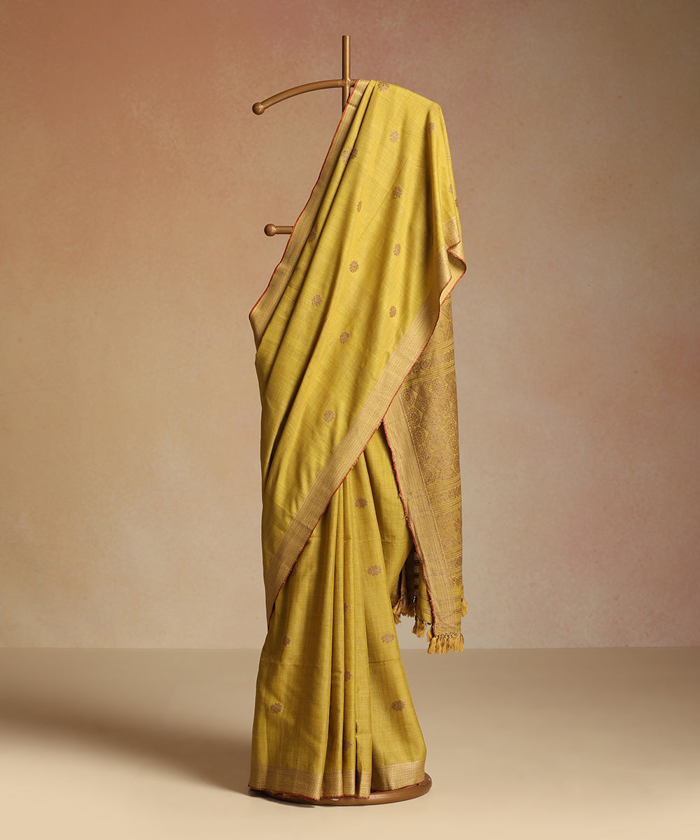 Pista_Handloom_Pure_Eri_Silk_Onion_Peel_Dye_Saree_With_Red_Selvedge_WeaverStory_01