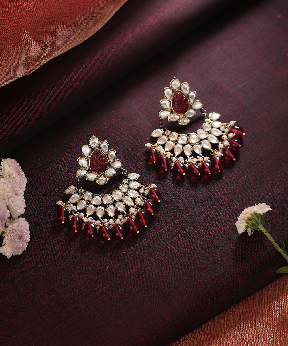 Ujjaini_Handcrafted_Silver_Alloy_Chandbali_With_Moissanite_Polki_And_Red_Semi_Precious_Stones_WeaverStory_01