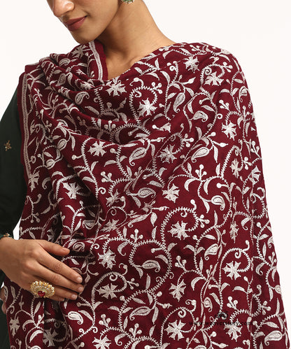 Maroon Handwoven Pure Pashmina Jamawar Shawl With Chinaar Leaves And Silver Tilla Work
