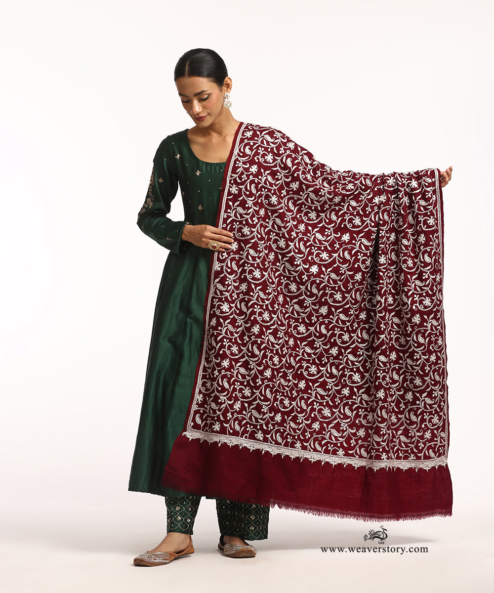 Maroon Handwoven Pure Pashmina Jamawar Shawl With Chinaar Leaves And Silver Tilla Work