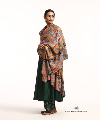 Beige And Black Handwoven Unisex Pure Pashmina Shawl With Kalamkari And Soznikari