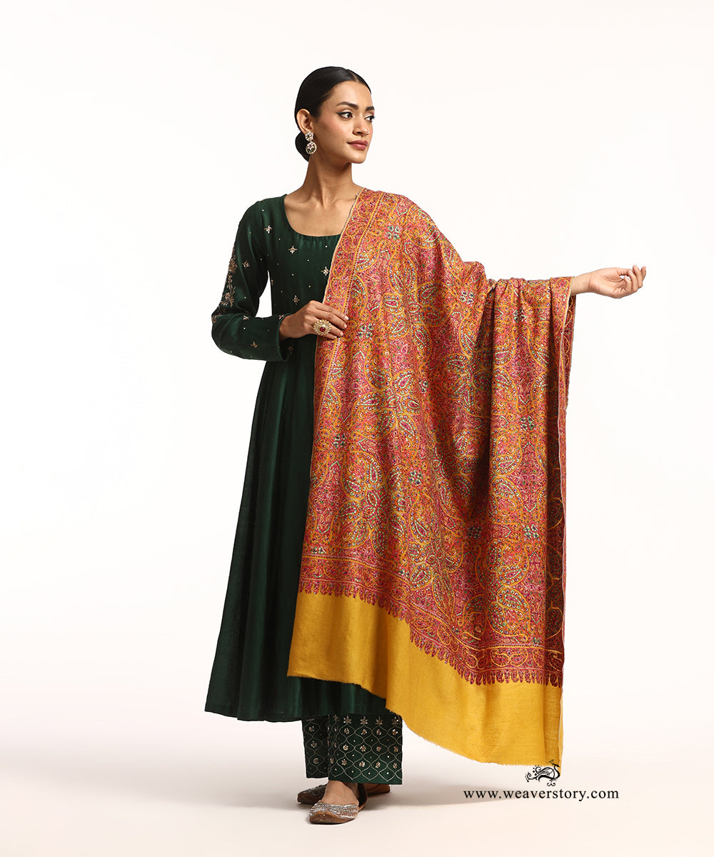 Handwoven Mustard Pure Pashmina Shawl With Soznikari