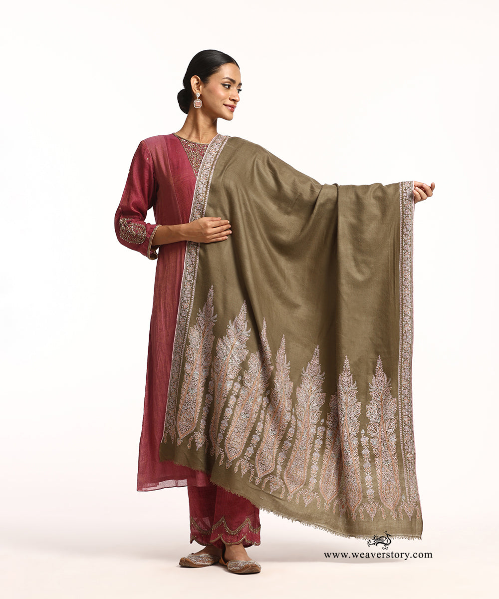 Heena Green Handwoven Pure Pashmina Shawl With Soznikari Mehendi Design