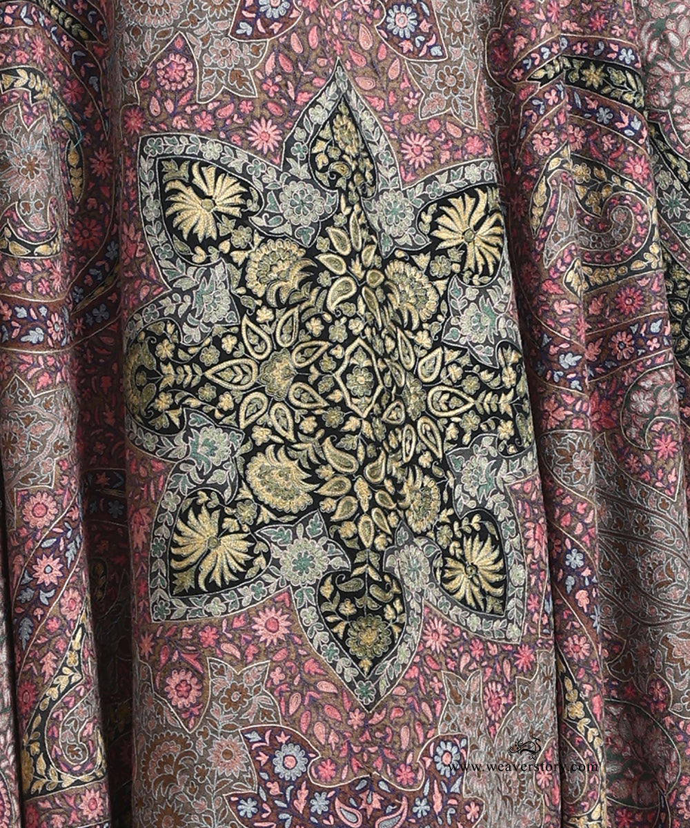 Black Handwoven Unisex Pure Pashmina Shawl With Kalamkari And Soznikari