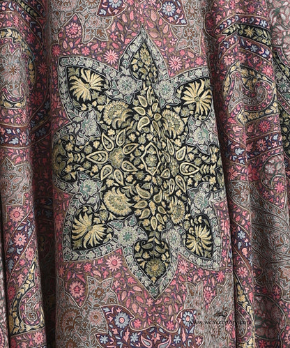 Black Handwoven Unisex Pure Pashmina Shawl With Kalamkari And Soznikari