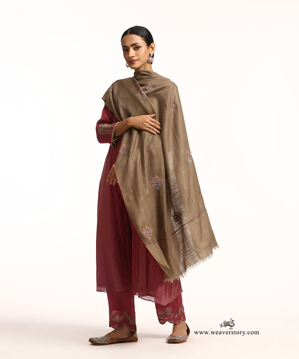 Natural Brown Handwoven Pure Pashmina Shawl With Soznikari Boota