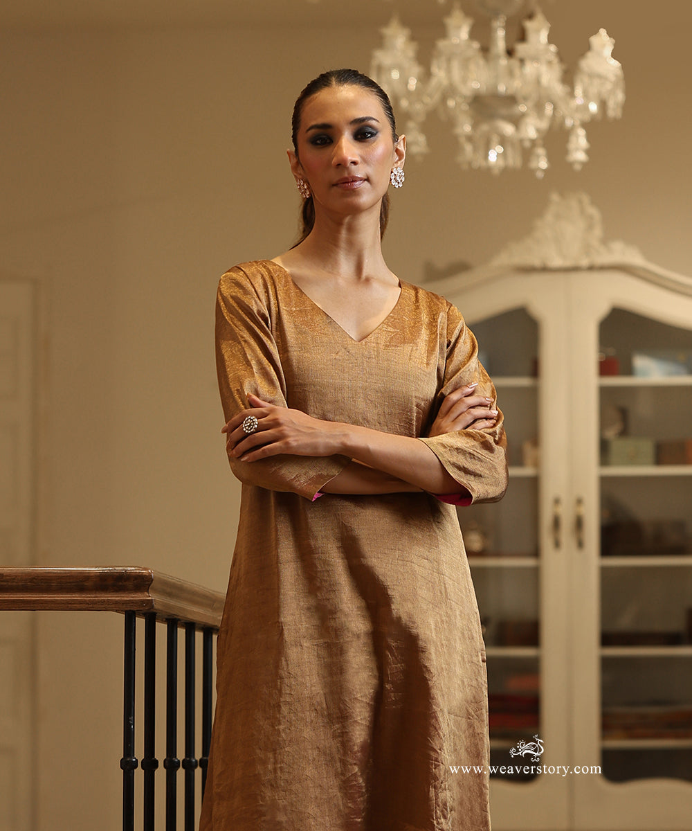 Handloom Gold Tissue V-Neck A-Line Kurta with Pants
