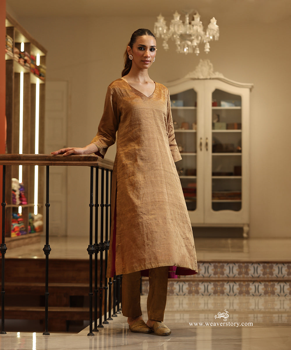 Handloom Gold Tissue V-Neck A-Line Kurta with Pants