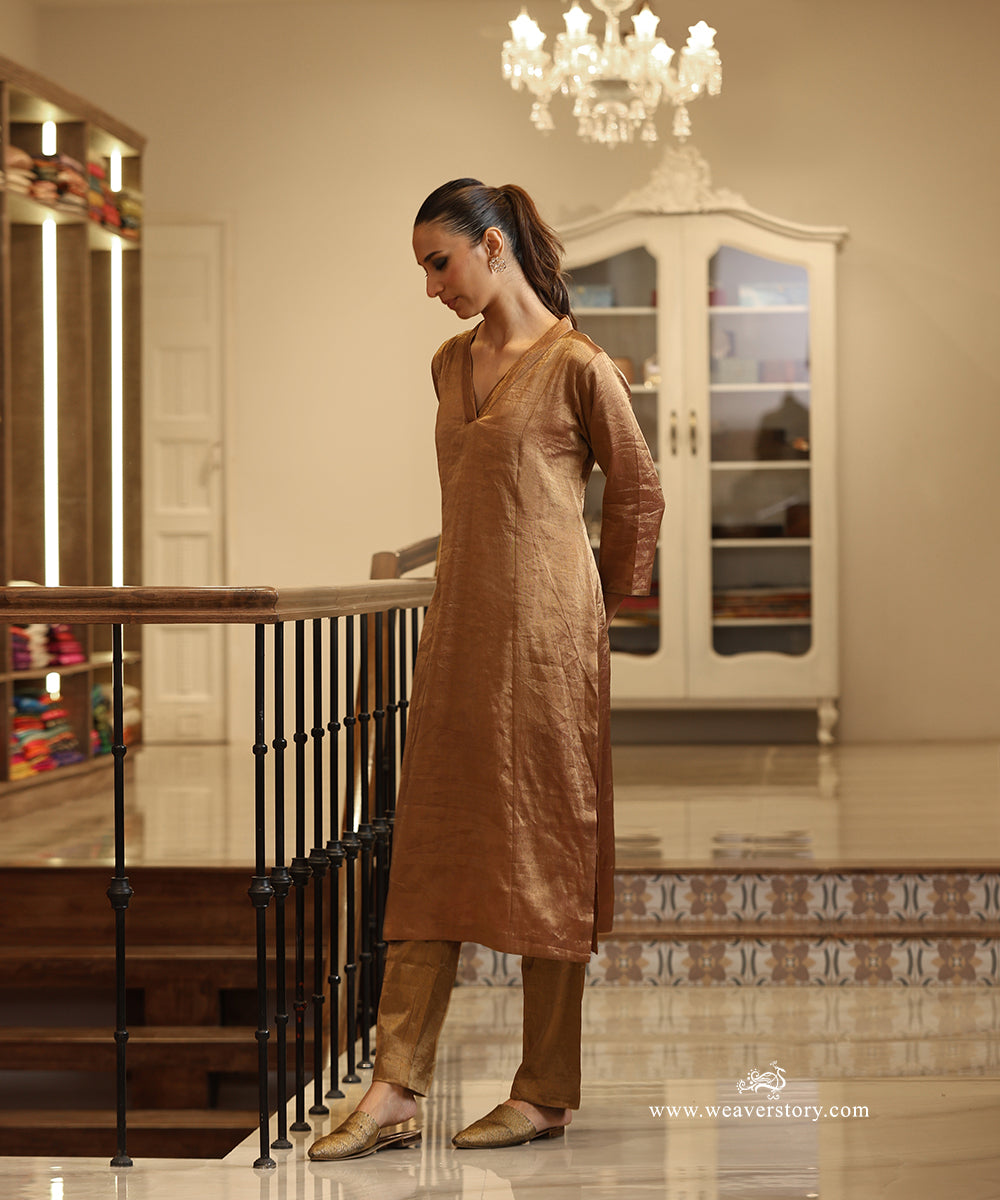 Handloom Gold Tissue Collared V-Neck Princess Line Kurta with Pants