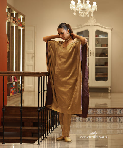 Handloom Gold Tissue Collared V-Neck Princess Line Kurta with Pants (Copy)