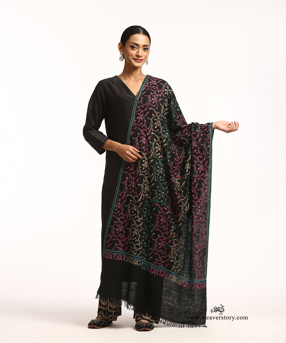 Black Handwoven Pure Pashmina Shawl With Sozni Kari Embroidery