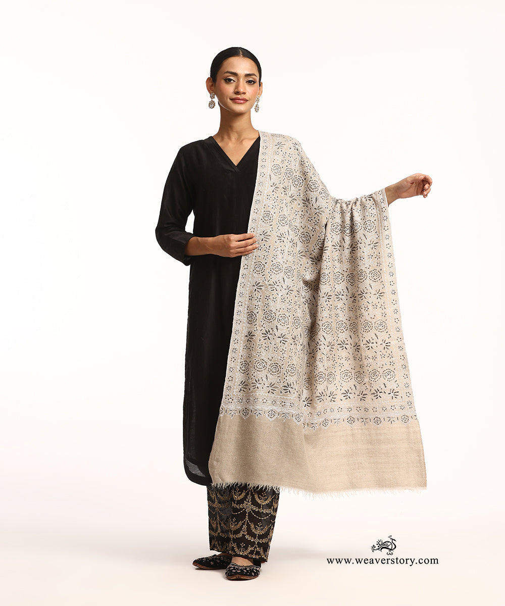 Beige Handwoven Pure Pashmina Stole With Hand Embroidery