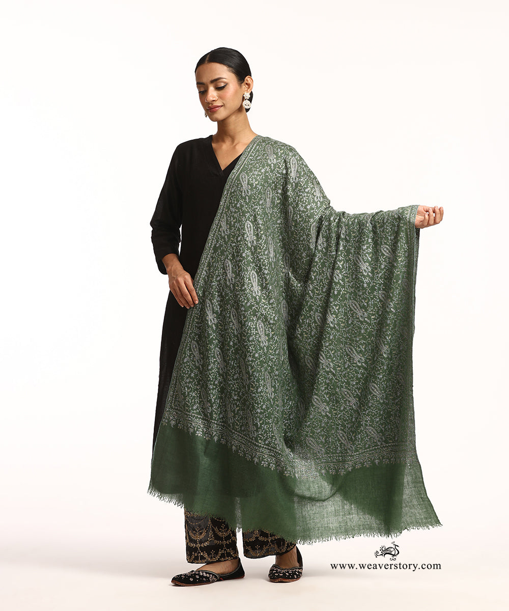 Sage Green Handwoven Pure Pashmina Shawl With All Over Sozni Kari Jaal