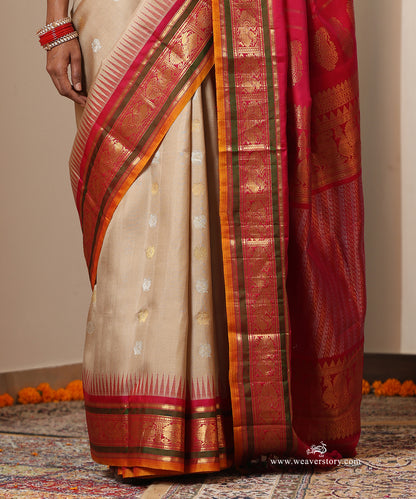Beige Handloom Pure Silk Gadhwal Saree With Pink Border And Pallu