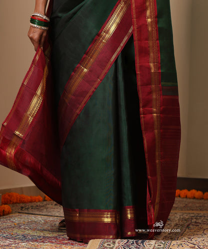 Bottle Green Handloom Plain Pure Silk Kanjivaram Saree With Wine Border