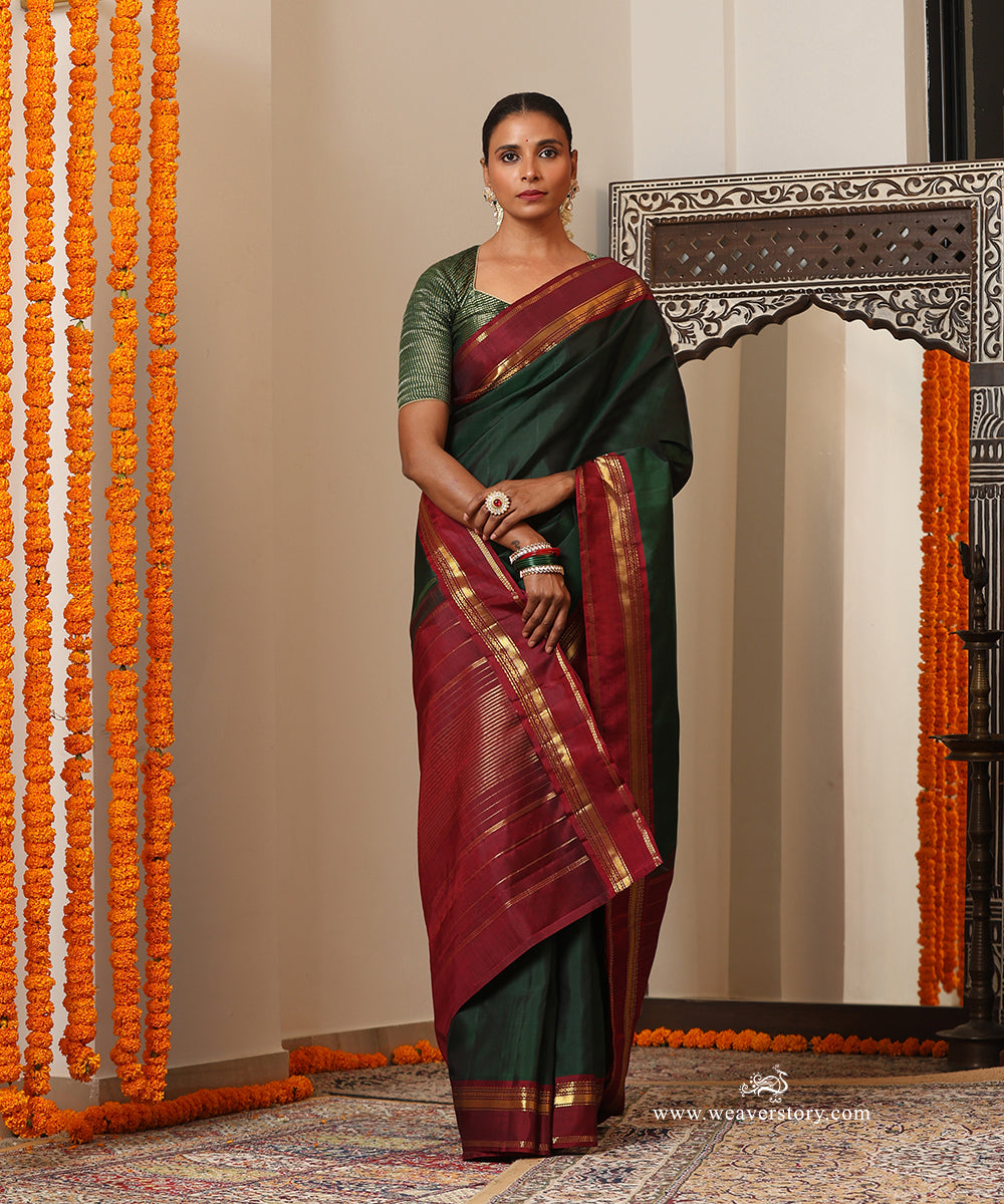 Bottle Green Handloom Plain Pure Silk Kanjivaram Saree With Wine Border
