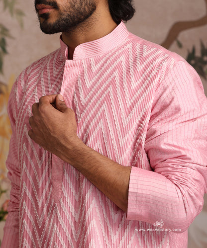 Pink Handloom Cotton Silk Aplic Kurta In Chevron Motif