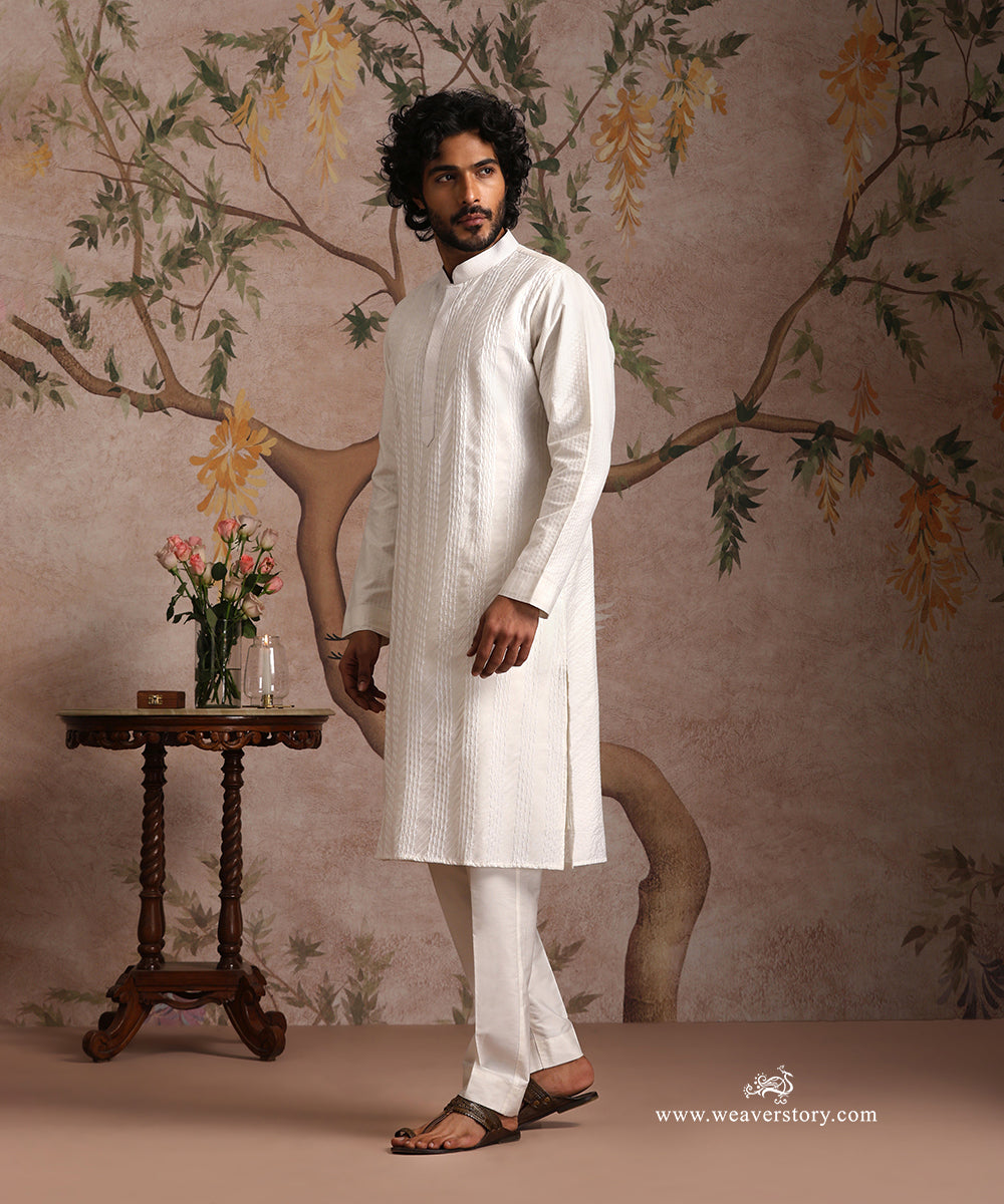 White Handloom Cotton Silk Kurta With Pintuck Detailing With Pant