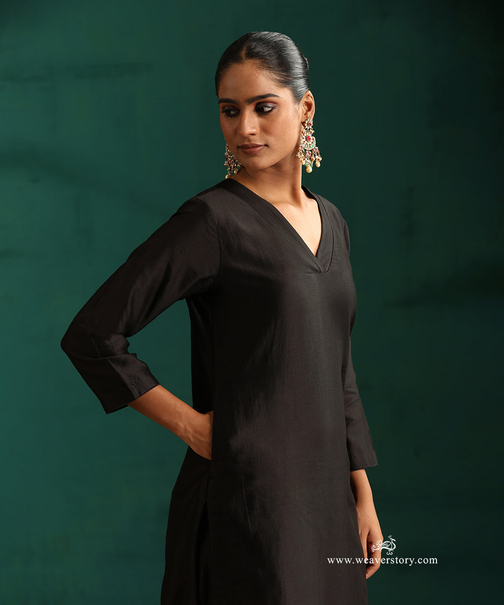 Kohl Black Pure Chanderi Silk Kurta with V-Neckline and Hand Embroidered Pants