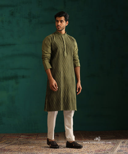 Olive Green Handloom Cotton Silk Pintuck Kurta Set With Rhombus Motifs Embroidery