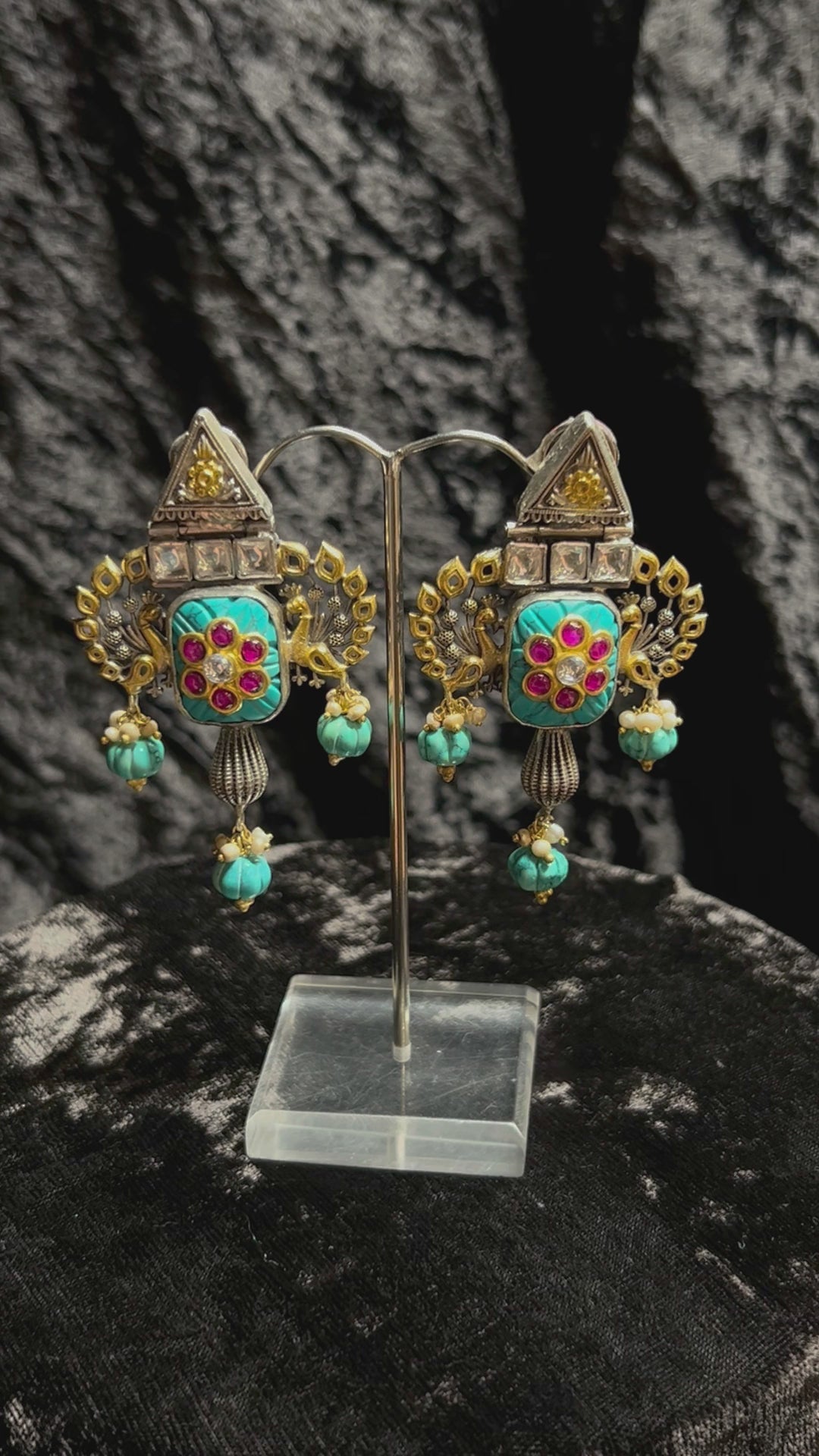 Sahasra_Handcrafted_Turqoise_Oxidised_Pure_Silver_Kundan_Earrings_WeaverStory_04