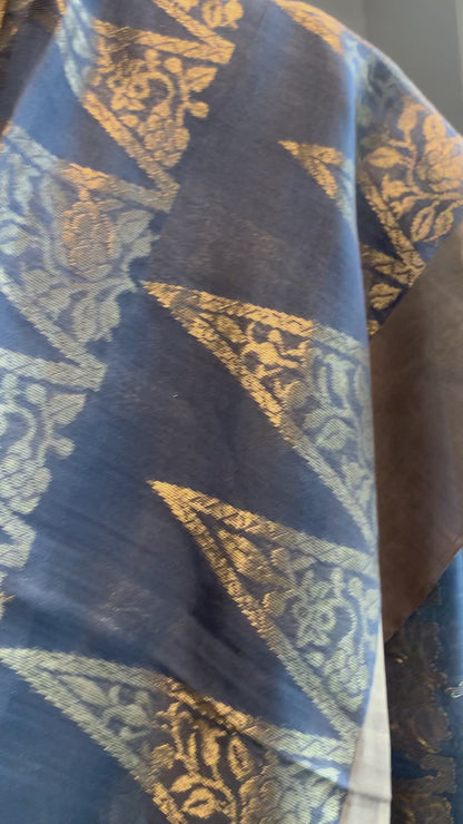 Lavender Grey Handloom Pyramid Motif Jaal Cotton Silk Chanderi Saree