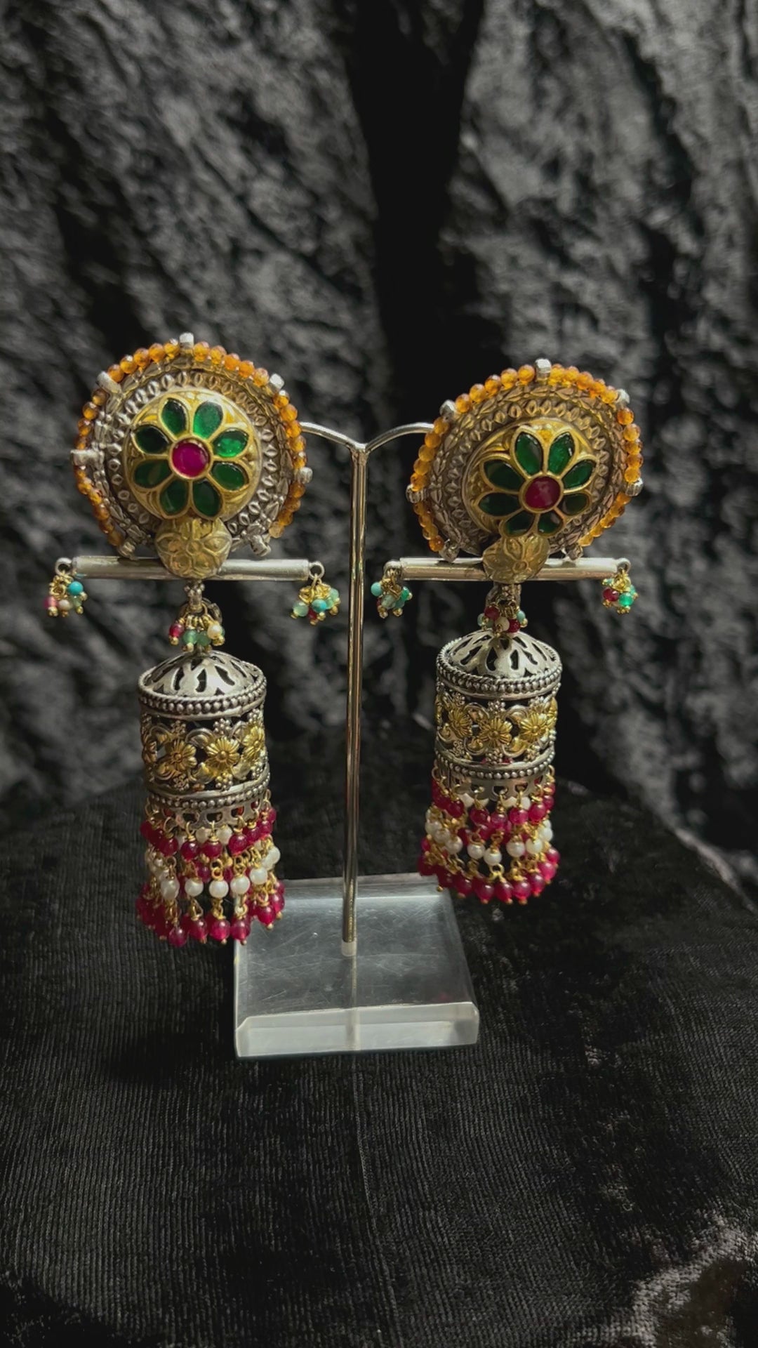 Vania_Handcrafted_Oxidised_Pure_Silver_Kundan_Earrings_Earrings_With_Maroon_Pearls_WeaverStory_04