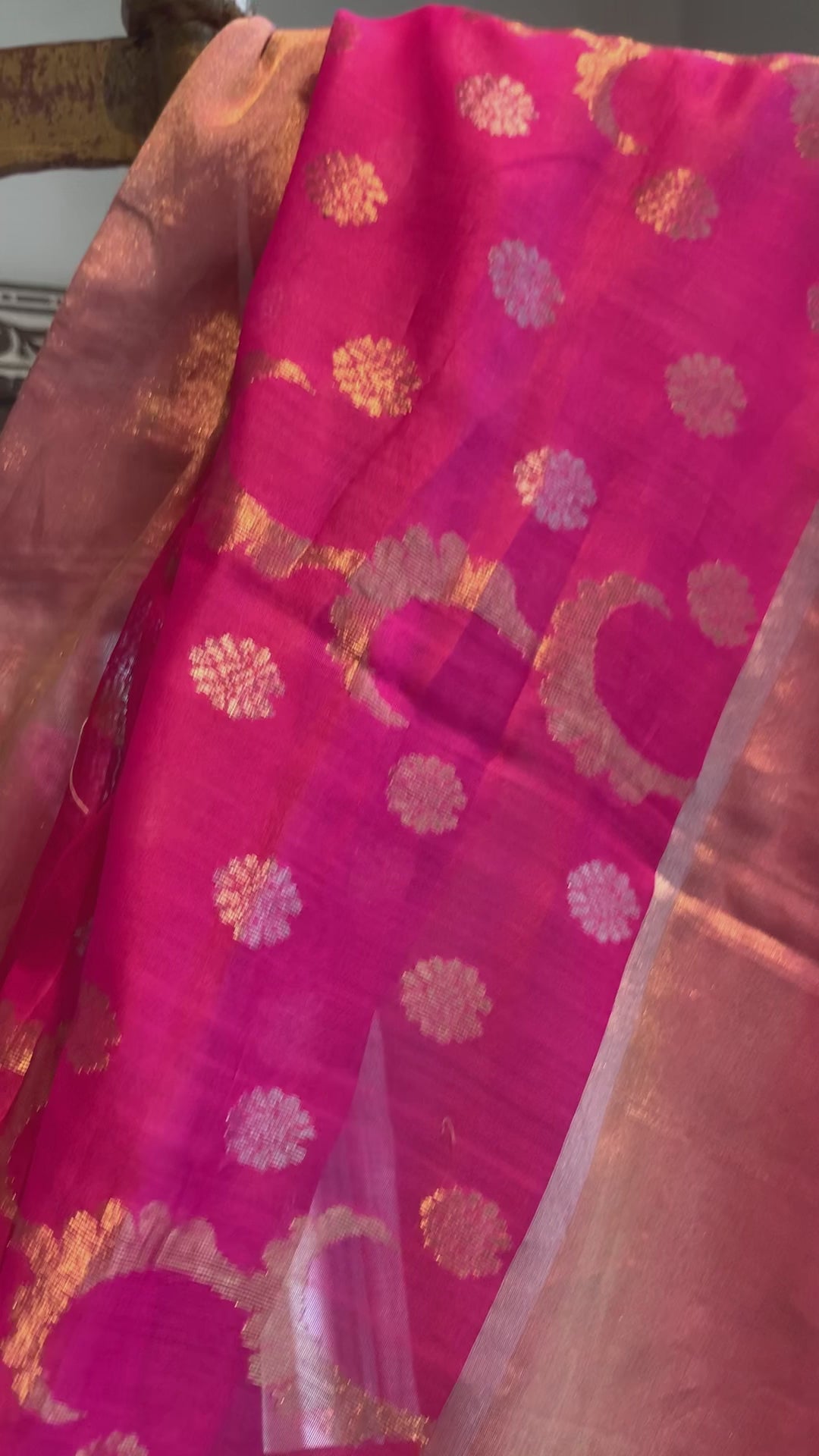 Pink Handloom Floral Jaal Rani Cotton Silk Chanderi Saree