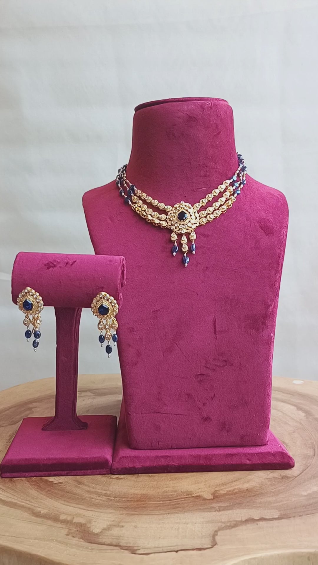 Sia Handcrafted Pure Silver Necklace Set With Semi Precious Stones