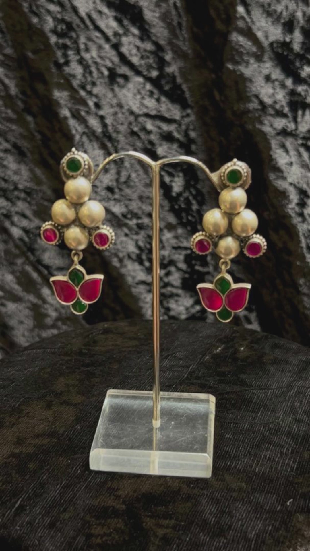 Prisha_Handcrafted_Oxidised_Pure_Silver_Earrings_With_Kundan_WeaverStory_04