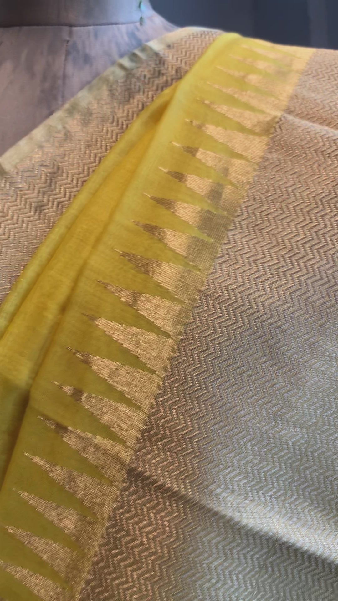 Yellow Handloom Plain With Broad Border Cotton Silk Chanderi Saree