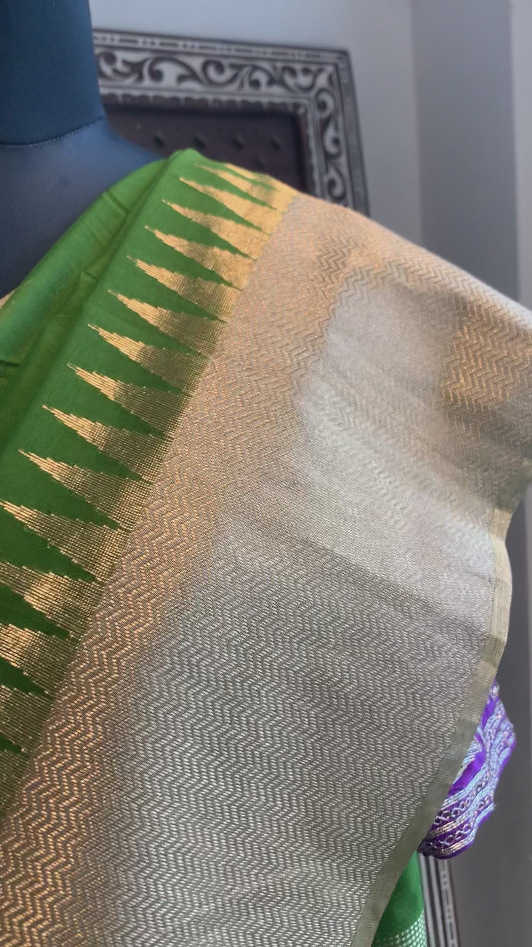 Olive Green Handloom Plain With Broad Border Cotton Silk Chanderi Saree
