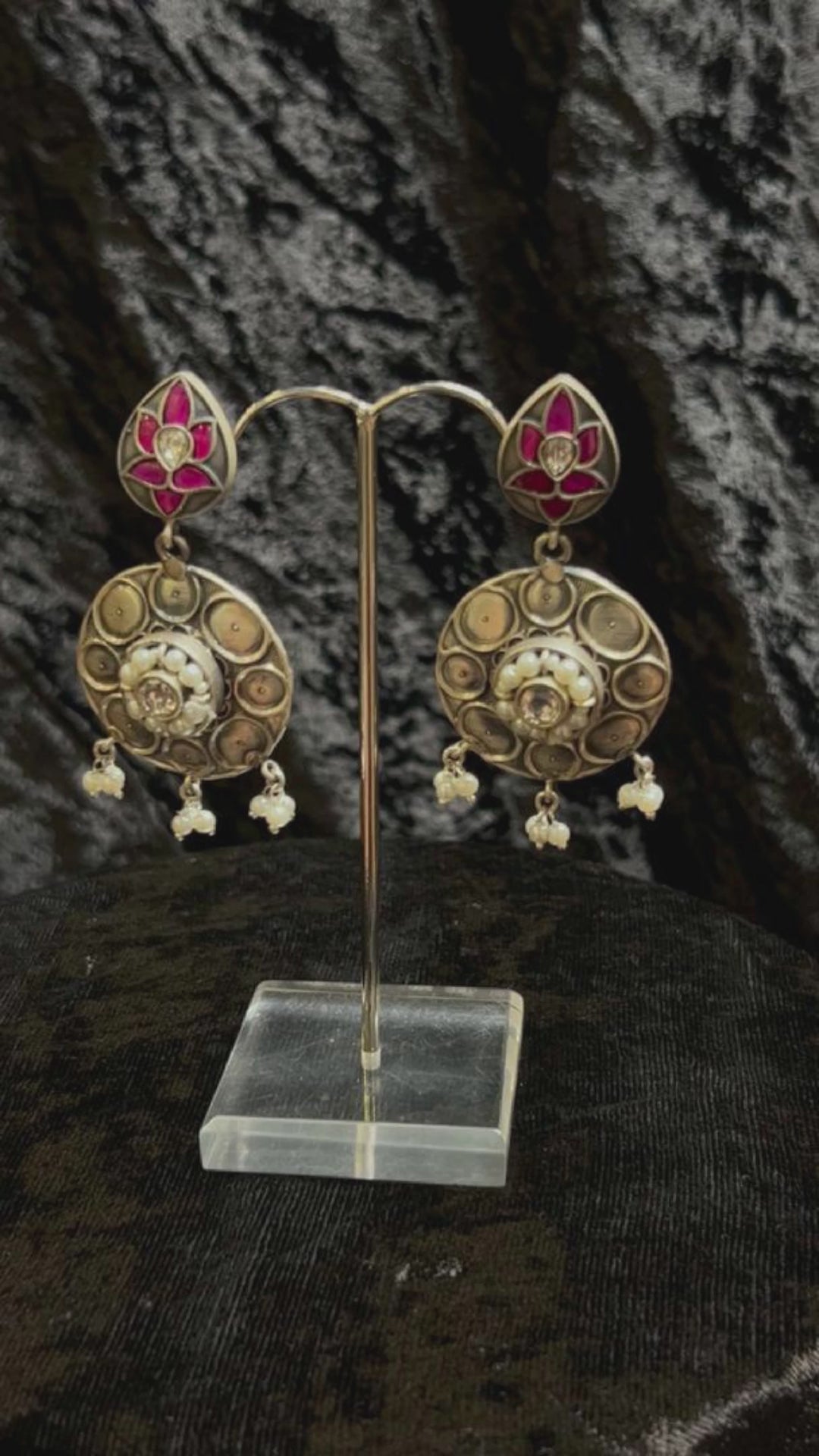 Salem_Handcrafted_Oxidised_Pure_Silver_Kundan_Earrings_With_Pearl_Hangings_WeaverStory_04