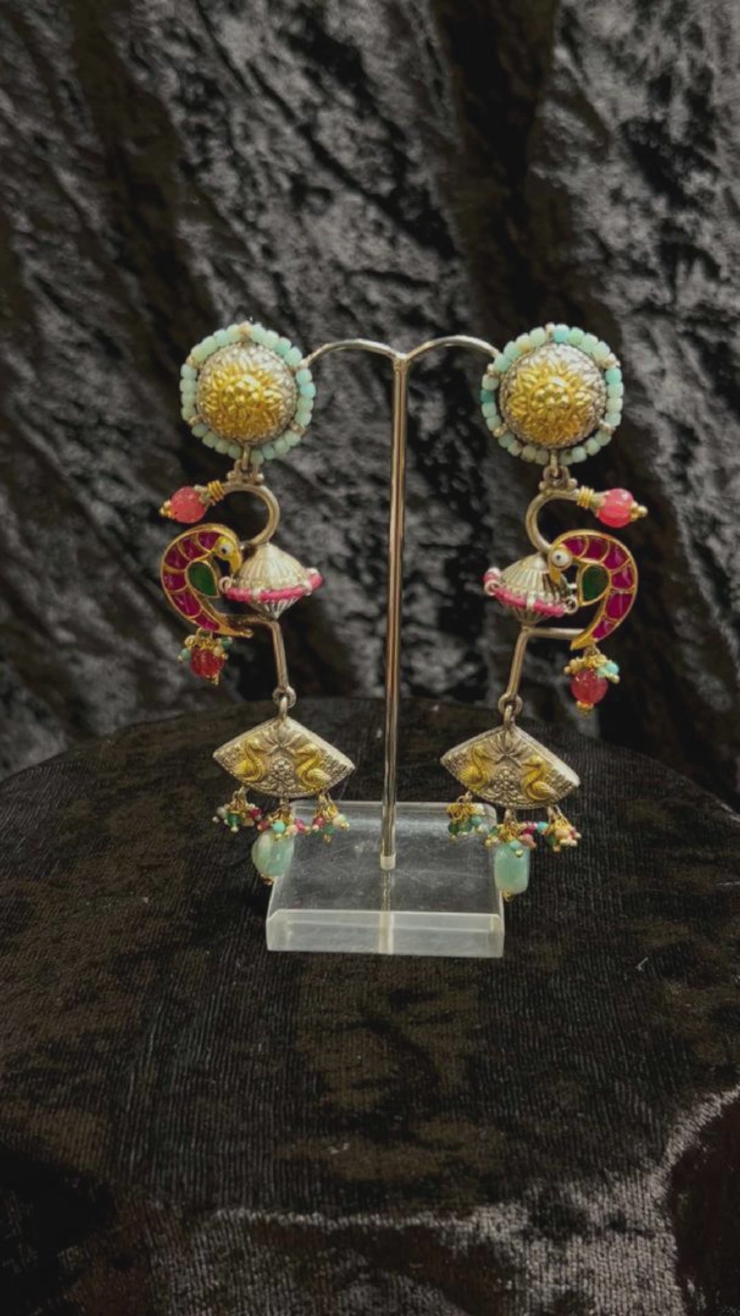 Arjen_Handcrafted_Oxidised_Pure_Silver_Kundan_Earrings_WeaverStory_04