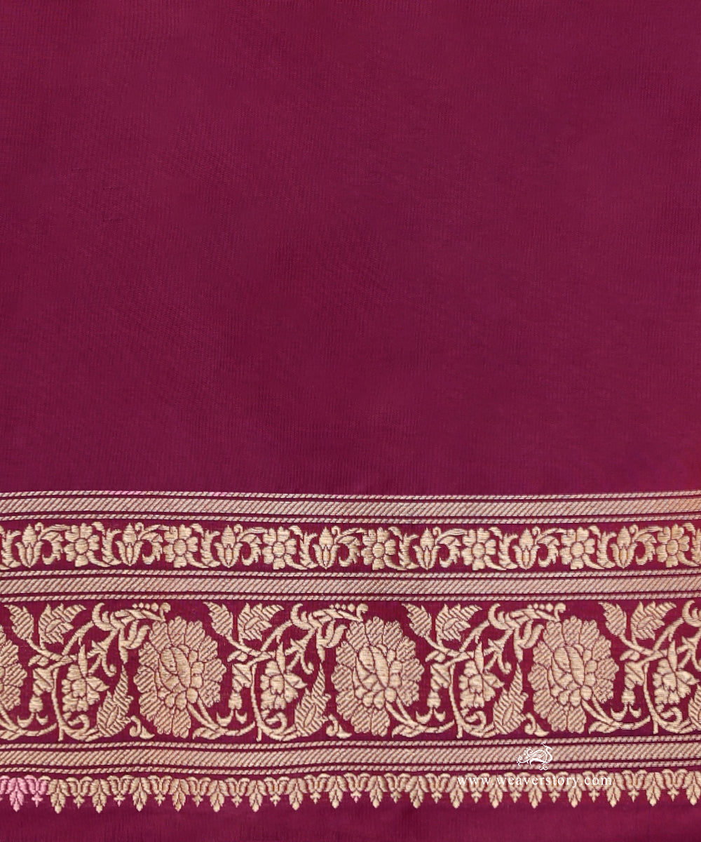 Purple-Handloom-Pure-Katan-Silk-Kimkhab-Banarasi-Saree-With-Pink-Border_WeaverStory_05