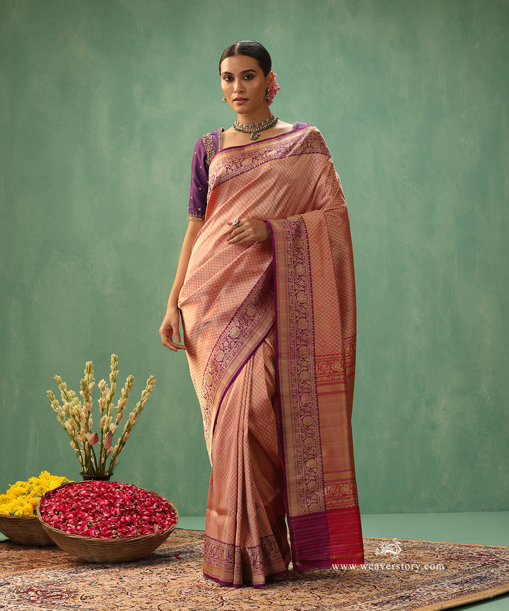 Red-Handloom-Pure-Katan-Silk-Kimkhab-Banarasi-Saree-With-Purple-Border_WeaverStory_02