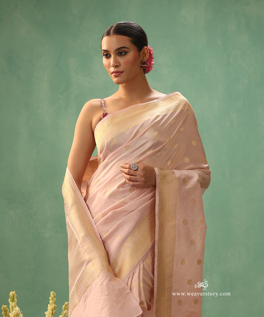 Handloom-Baby-Pink-Pure-Katan-Tissue-Silk-Banarasi-Saree-With-Ginni-Booti_WeaverStory_01