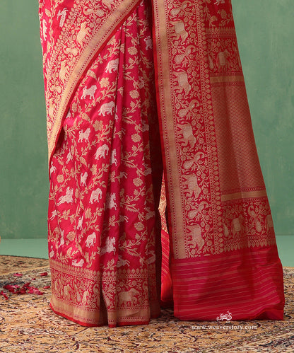 Handloom-Pink-Pure-Katan-Silk-Shikargah-Banarasi-Saree-With-Gold-And-Silver-Jaal_WeaverStory_04