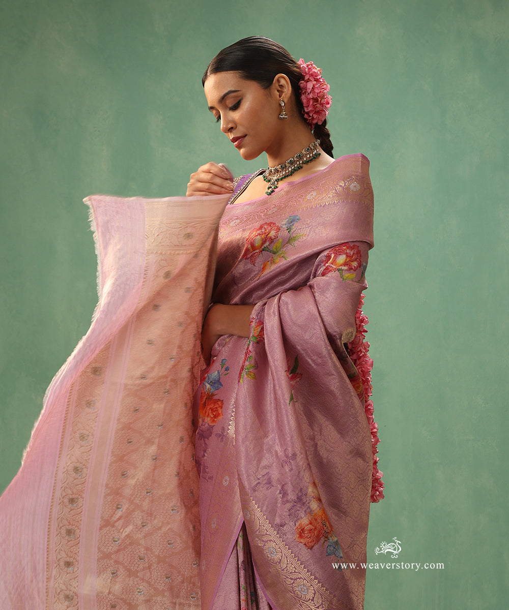 Lavender-Handloom-Pure-Katan-Silk-Kimkhab-Banarasi-Saree-With-Digital-Floral-Print_WeaverStory_01