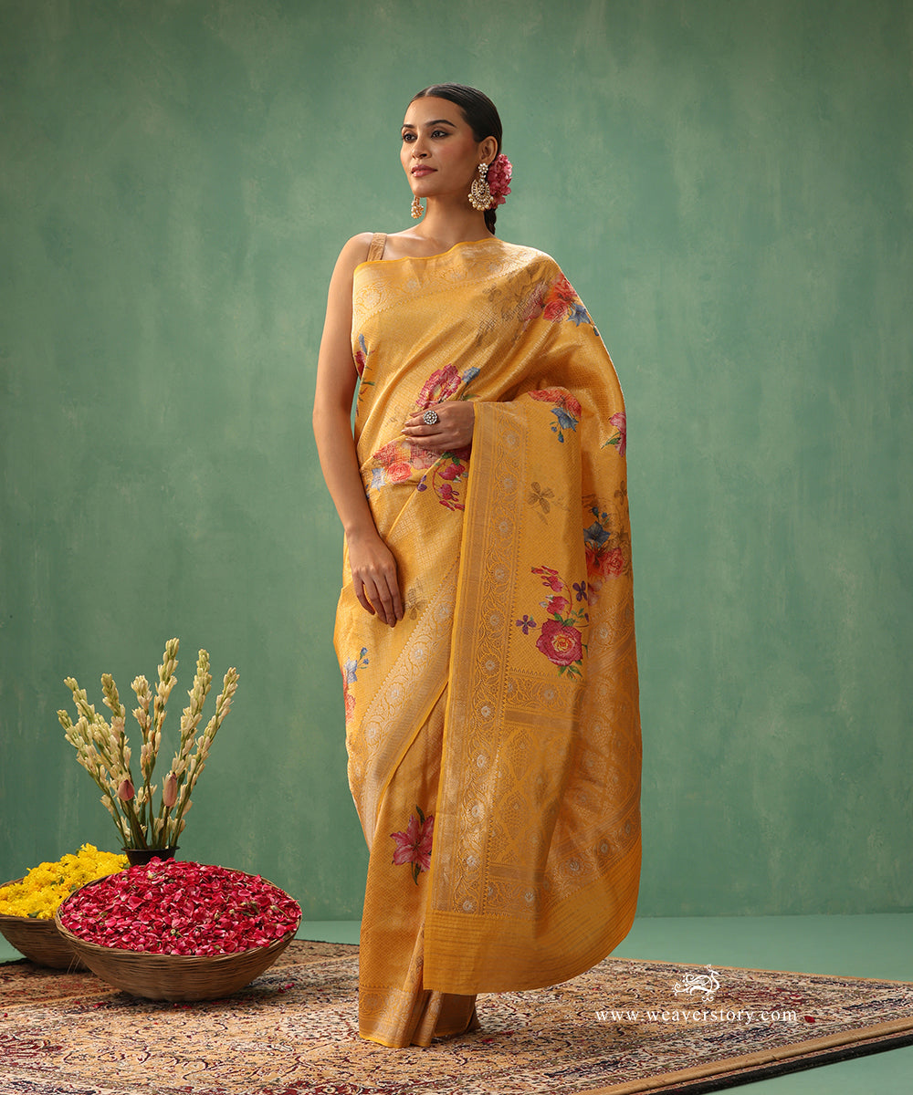 Mustard-Handloom-Pure-Katan-Silk-Kimkhab-Banarasi-Saree-With-Digital-Floral-Print_WeaverStory_02