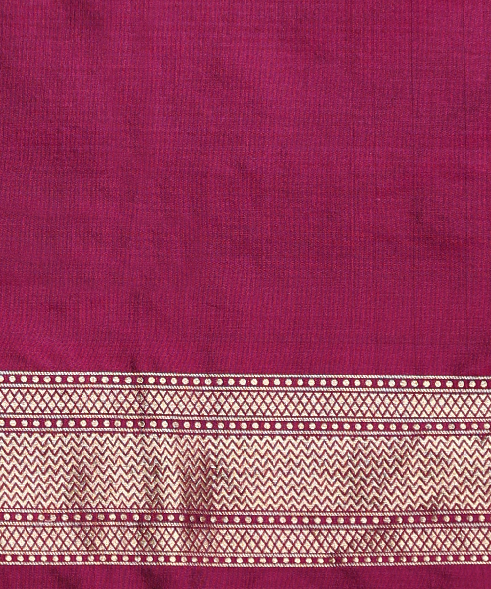 Wine And Gold Pure Katan Silk Handloom Banarasi Saree With Abstract Striped In Zari