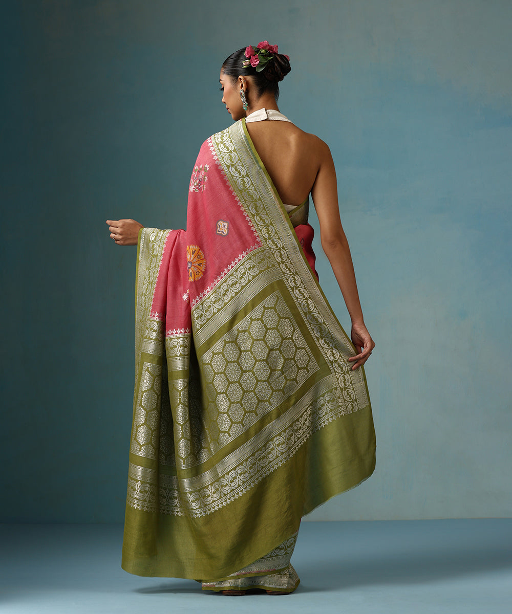 Pink_Handloom_Pure_Tussar_Georgette_Banarasi_Saree_With_Multi_Colour_Meenakari_And_Olive_Border_WeaverStory_03