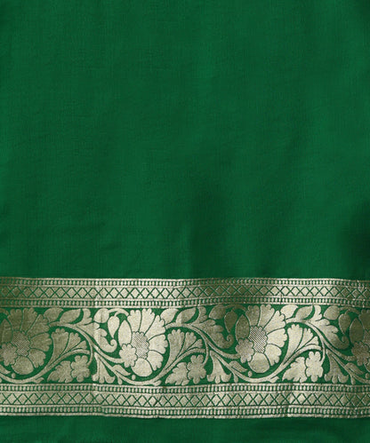 Handloom_Green_Pure_Georgette_Banarasi_Saree_With_Allover_Cutwork_Floral_Jaal_WeaverStory_05